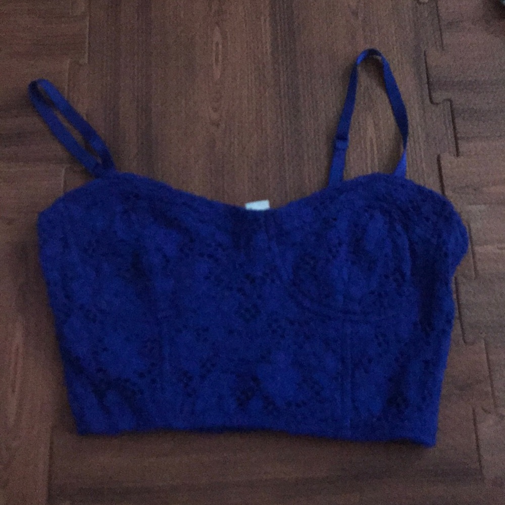 Crop top